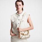 Louis Vuitton M22954 Coussin BB Bag Beige - Image 2