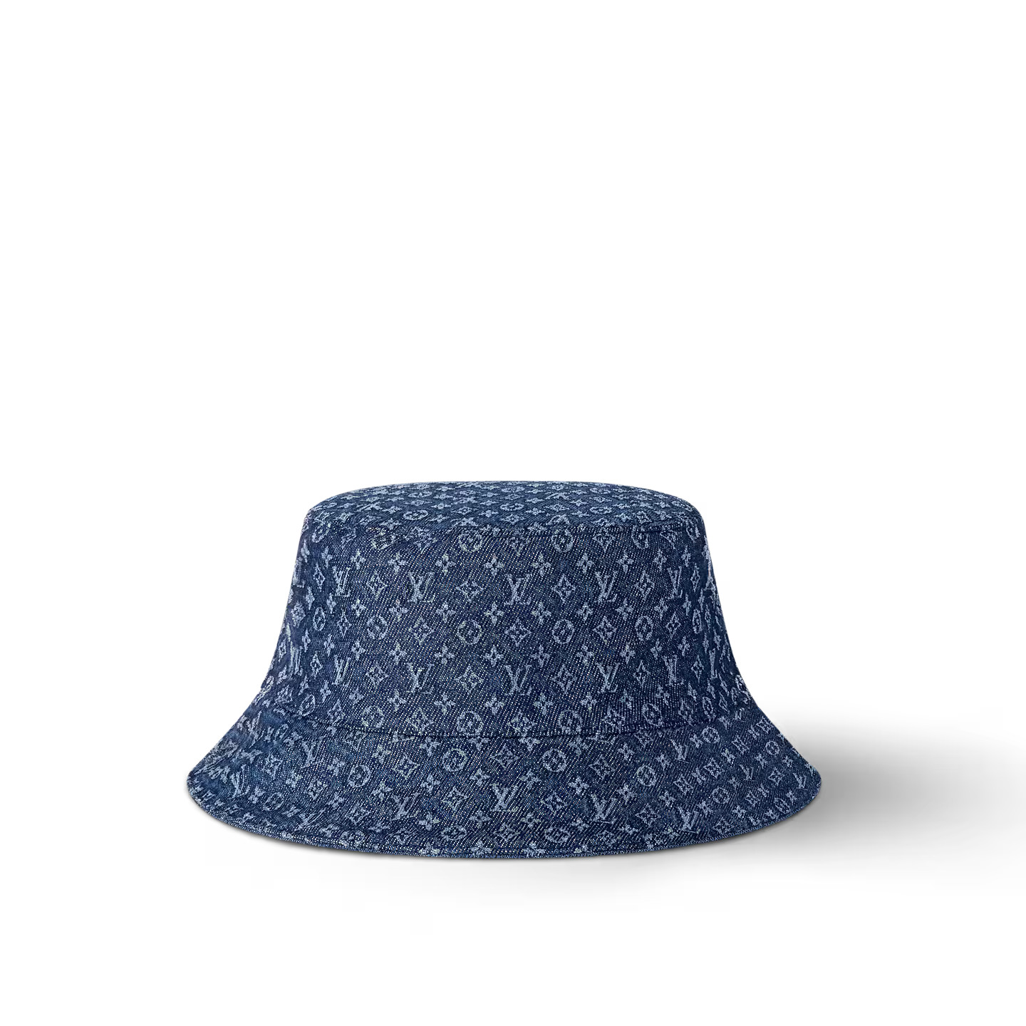 louis-vuitton-everyday-reversible-bucket-hat-M7705M_PM2_Front-view.jpg Louis Vuitton M7705M Everyday Reversible Bucket Hat - Image 1