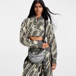 Louis Vuitton M21752 Loop - Image 3