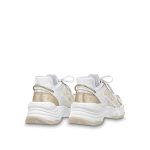 Louis Vuitton LV Run 55 Sneaker Monogram denim Beige 1ABHR7 - Image 5