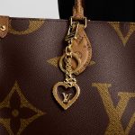 Louis Vuitton M01703 My LV Love Key Holders - Image 2