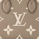 Louis Vuitton M47054 OnTheGo BB Dove Gray/Cream - Image 7