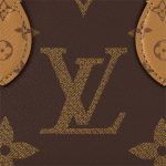Louis Vuitton M46653 OnTheGo East West - Image 4