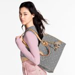 Louis Vuitton M13189 OnTheGo MM Washed Gray - Image 7