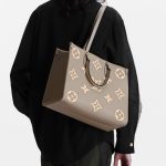 Louis Vuitton OnTheGo MM M45494 Dove Cream - Image 3