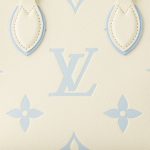 Louis Vuitton M46833 OnTheGo PM Latte/Candy Blue - Image 6