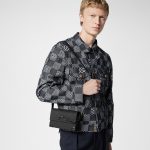 Louis Vuitton Steamer Wearable Wallet M81746 Black - Image 2
